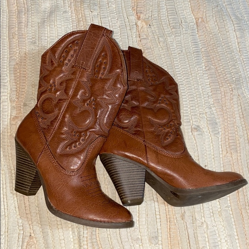 Mossimo Supply Co. Cowgirl Boots